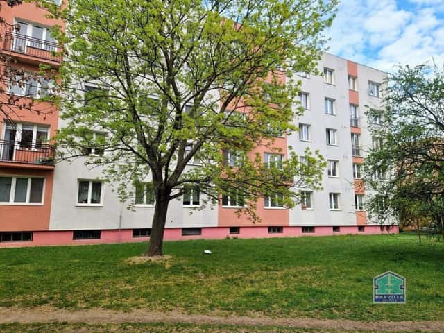 Panelový byt 2+1 Plzeň - Slovany, Blatenská ulice, Blatenská, Plzeň – Lobzy, okres Plzeň-město