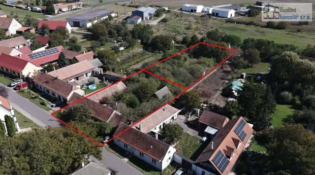 Stavební pozemek v obci Medlice - 1.500 m rovina, zasíťovaný, 16 km od Dukovan, Medlice, okres Znojmo