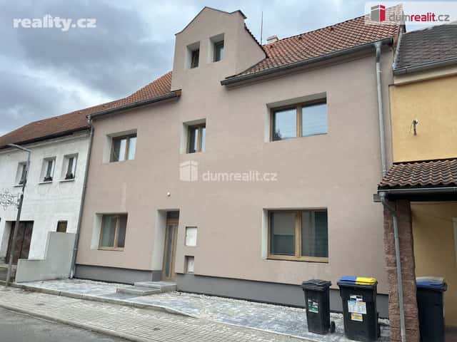 Prodej dům 204 m², pozemek 204 m², Modlany, okres Teplice