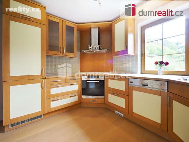 Prodej dům 286 m², pozemek 3.176 m², Želízy, okres Mělník