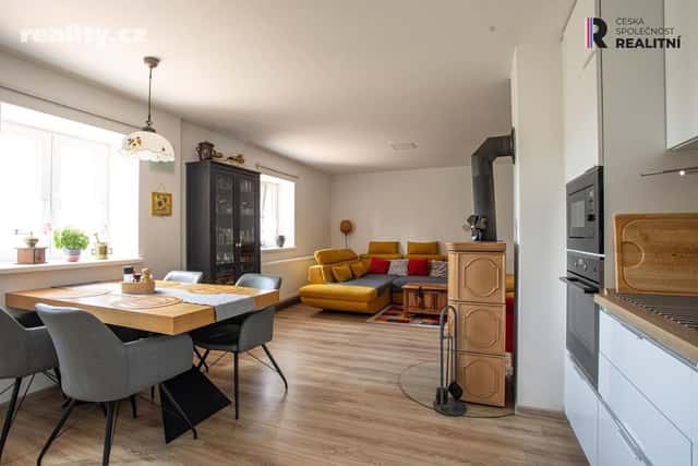 Prodej dům 212 m², pozemek 869 m², Dunajovická, Třeboň – Břilice, okres Jindřichův Hradec