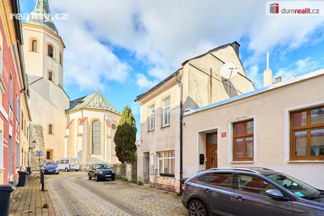 Prodej dům 100 m², pozemek 48 m², Žižkova, Ostrov, okres Karlovy Vary