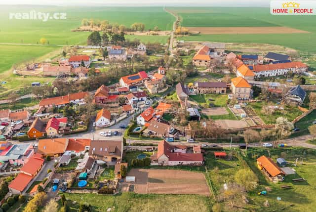 Prodej dům 133 m², pozemek 1.126 m², Zlonice – Břešťany, okres Kladno