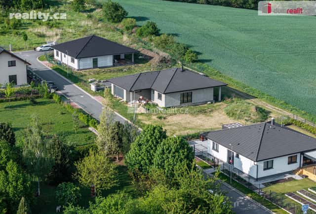 Prodej dům 218 m², pozemek 962 m², Vojenova, Kralupy nad Vltavou, okres Mělník