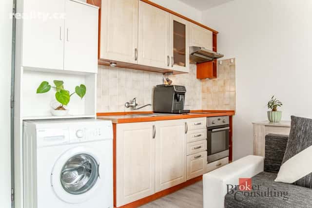 Prodej byt 2+kk, 31 m², osobní, Praha 8 – Troja