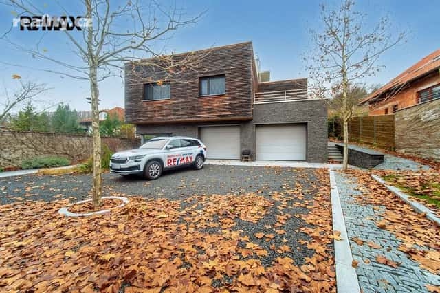 Prodej dům 536 m², pozemek 1.709 m², Do Klukovic, Praha 5 – Hlubočepy