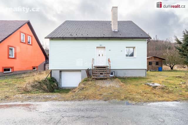 Prodej dům 220 m², pozemek 614 m², Karlovice, okres Bruntál