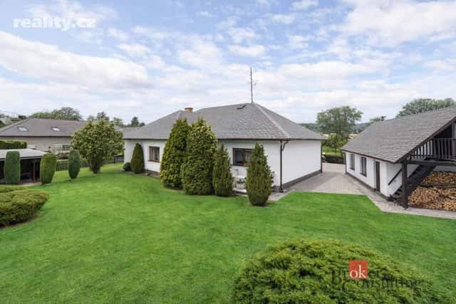 Prodej dům 255 m², pozemek 1.050 m², Pila, okres Karlovy Vary