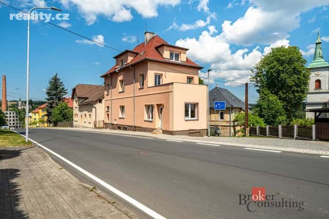 Prodej dům 185 m², pozemek 160 m², 5. května, Plesná, okres Cheb