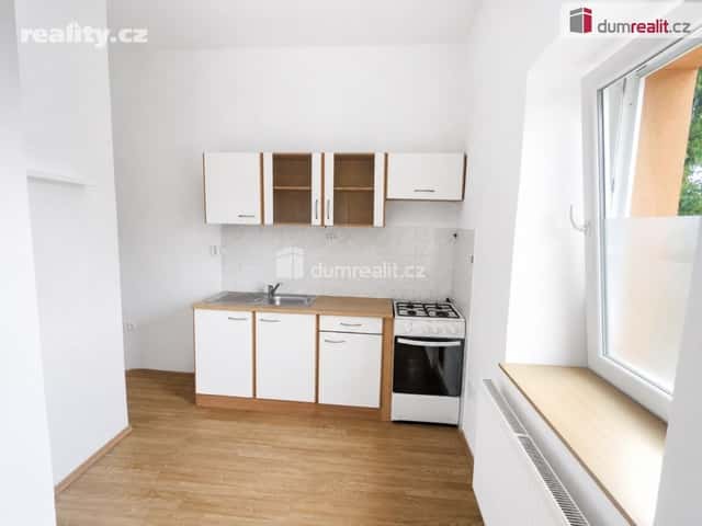 Pronájem byt 2+kk, 50 m², cihla, osobní, Dubí – Pozorka, okres Teplice
