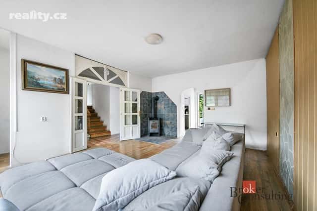 Prodej dům 263 m², pozemek 895 m², Na Drahách, Mirošov, okres Rokycany