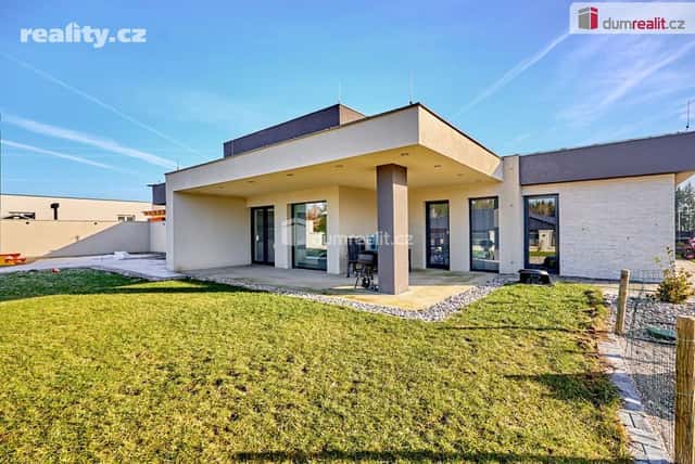 Prodej dům 136 m², pozemek 857 m², Nová Role – Mezirolí, okres Karlovy Vary