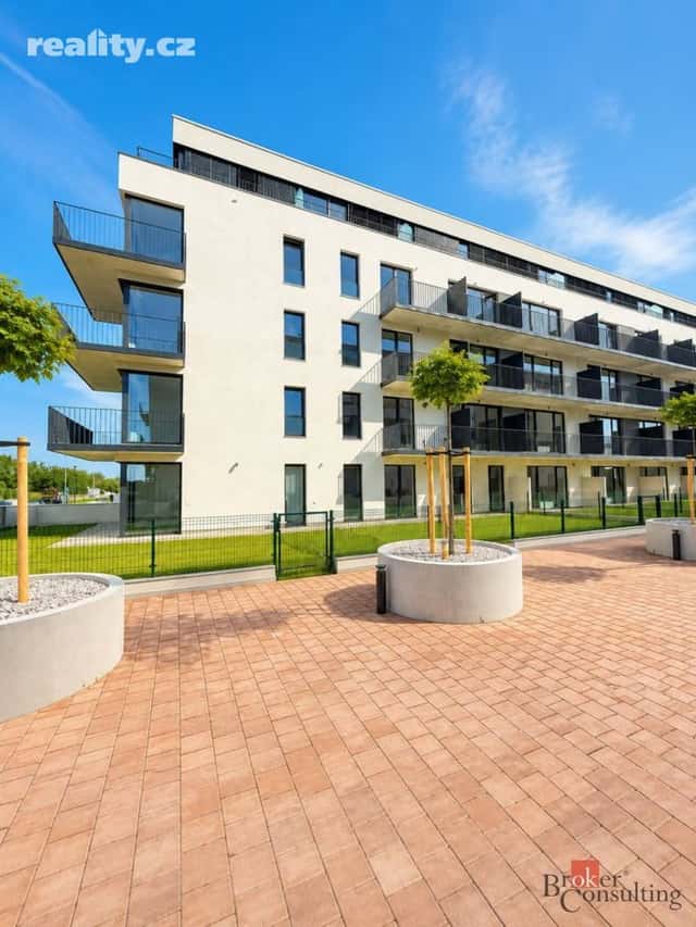 Pronájem byt 1+kk, 37 m², osobní, Železná, Plzeň – Jižní Předměstí, okres Plzeň-město