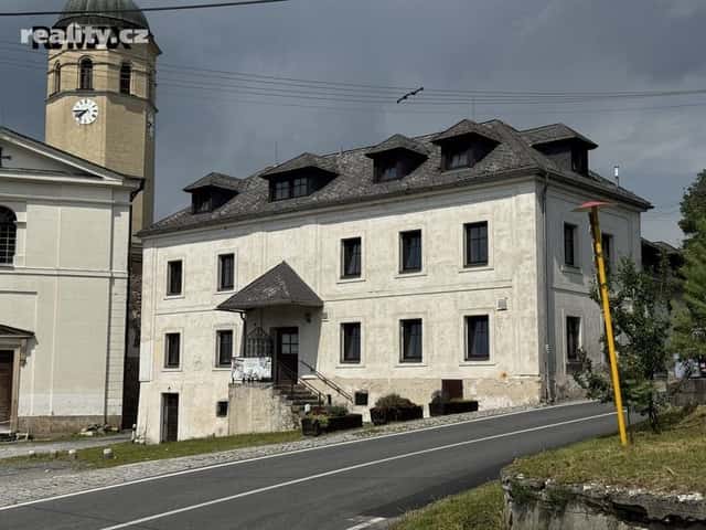 Prodej dům 328 m², pozemek 661 m², Jiříkov – Sovinec, okres Bruntál
