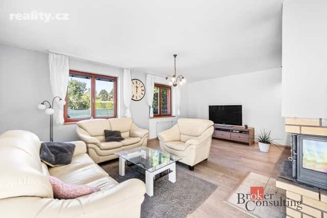Prodej dům 196 m², pozemek 252 m², Lesní, Horní Bříza, okres Plzeň-sever