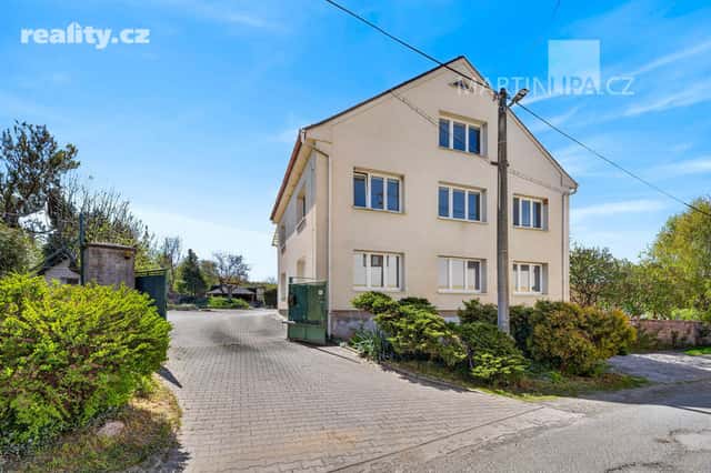 Prodej dům 326 m², pozemek 1.686 m², Kamenný Přívoz – Hostěradice, okres Praha-západ