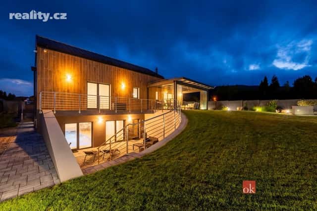 Prodej dům 333 m², pozemek 1.002 m², Šimonovice – Minkovice, okres Liberec