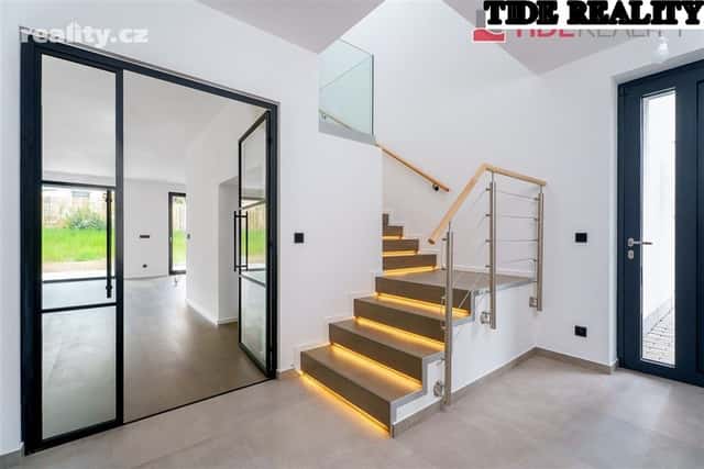 Prodej dům 5+kk, 170 m², pozemek 332 m², Praha 10 – Dubeč