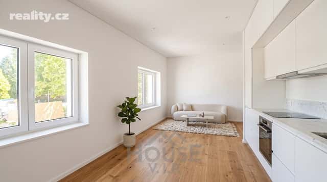 Prodej byt 2+kk, 65 m², cihla, osobní, Nučice, okres Praha-východ