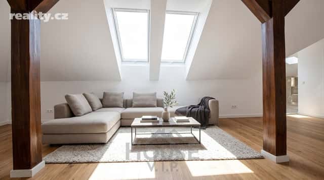 Prodej byt 2+1, 100 m², cihla, osobní, Nučice, okres Praha-východ