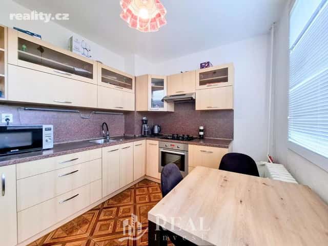 Prodej byt 2+1, osobní, Holešická, Chomutov