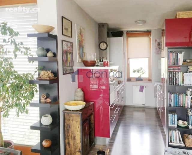 Pronájem byt 2+kk, 70 m², cihla, osobní, Květinková, Praha 3 – Žižkov