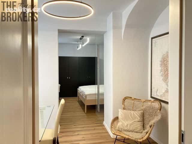 Pronájem byt 2+1, 65 m², cihla, osobní, Nový Svět, Praha 1 – Hradčany