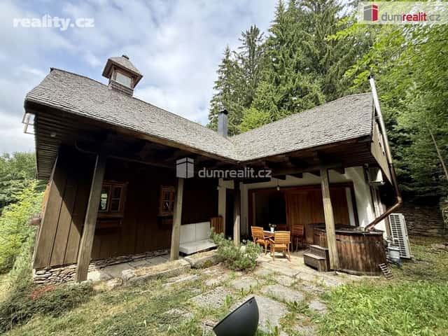 Prodej dům 300 m², pozemek 1.292 m², Železná Ruda – Špičák, okres Klatovy