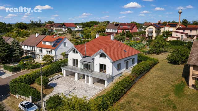 Prodej dům 408 m², pozemek 923 m², Pohořelice – Nová Ves, okres Brno-venkov