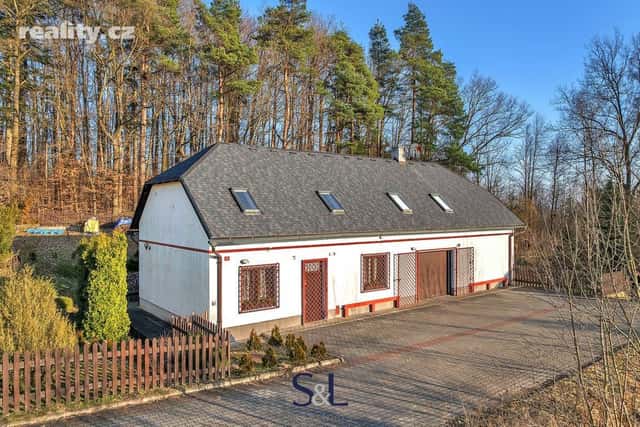 Prodej dům 201 m², pozemek 1.909 m², Chotovice, okres Česká Lípa