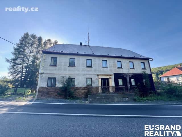 Prodej dům 450 m², pozemek 1.175 m², Dolní Podluží, okres Děčín