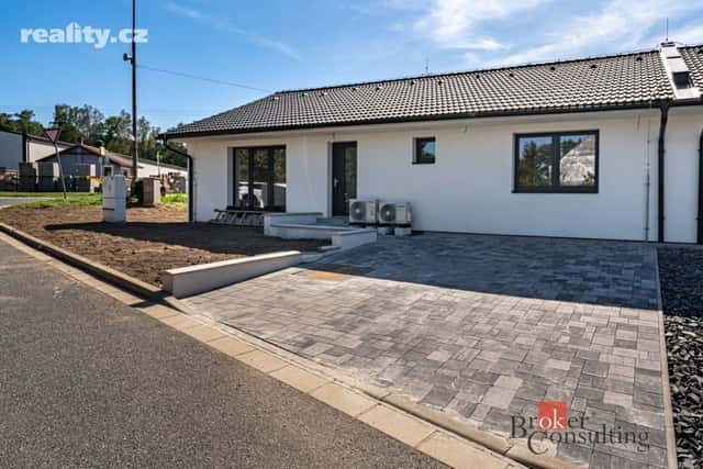 Prodej dům 97 m², pozemek 227 m², Chvaletice, okres Pardubice
