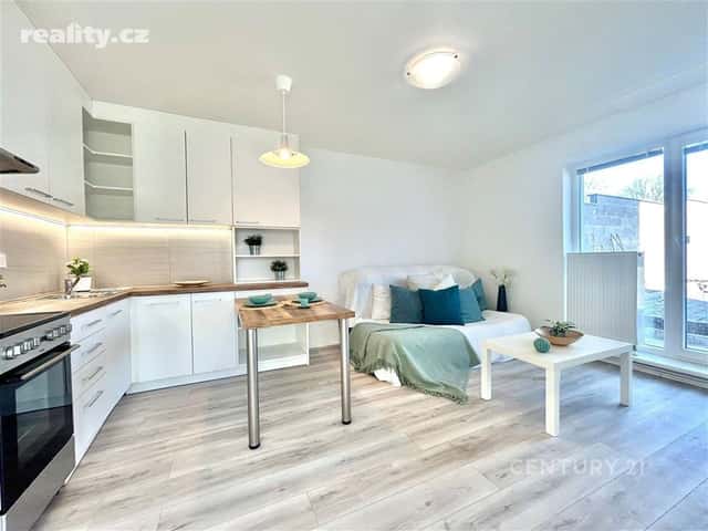 Pronájem byt 3+kk, 50 m², cihla, osobní, Osvobození, Ostrovačice, okres Brno-venkov