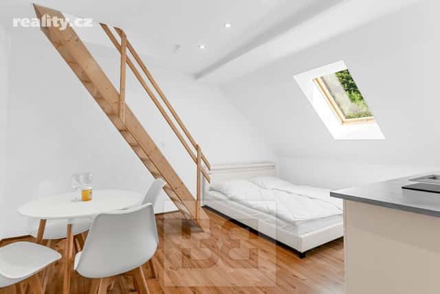 Pronájem byt 2+kk, 40 m², cihla, osobní, Velké Hamry, okres Jablonec nad Nisou
