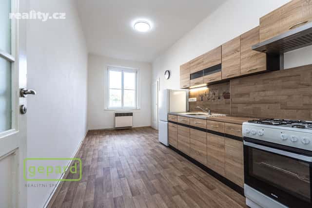 Pronájem byt 2+kk, 46 m², osobní, Osadní, Praha 7 – Holešovice