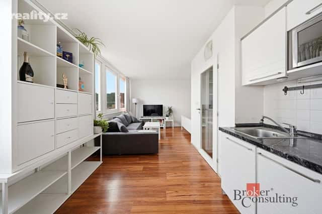 Prodej byt 1+kk, 30 m², osobní, Praha 8 – Karlín