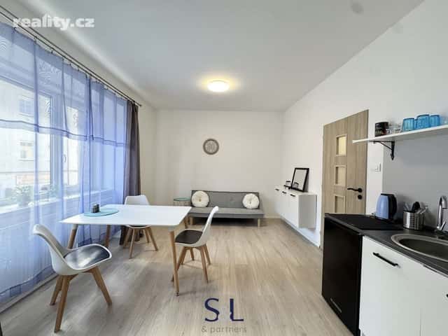 Pronájem byt 2+kk, 74 m², cihla, osobní, Moskevská, Česká Lípa