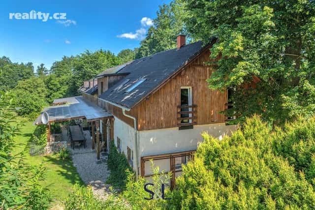 Prodej dům 470 m², pozemek 5.000 m², Heřmanice, okres Liberec