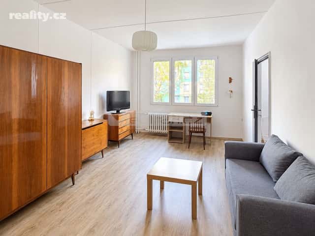 Pronájem byt 2+1, 22 m², osobní, Pod Vrchem, Plzeň – Lobzy, okres Plzeň-město