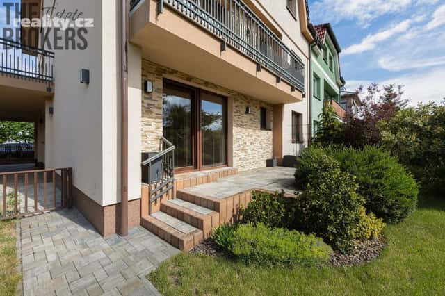 Prodej byt 2+kk, 119 m², cihla, osobní, Při hranici, Praha 6 – Sedlec