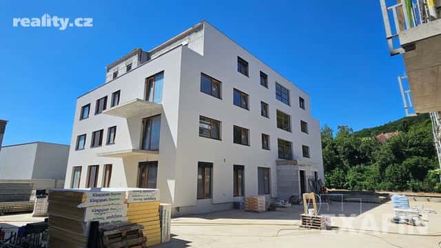 Prodej byt 3+kk, 75 m², cihla, osobní, Náměstí Osvoboditelů, Praha 5 – Radotín