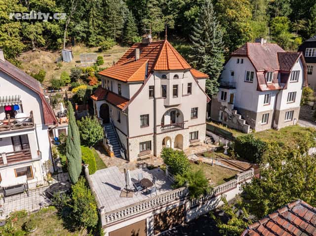 Prodej dům 320 m², pozemek 1.286 m², Tyršova, Karlovy Vary