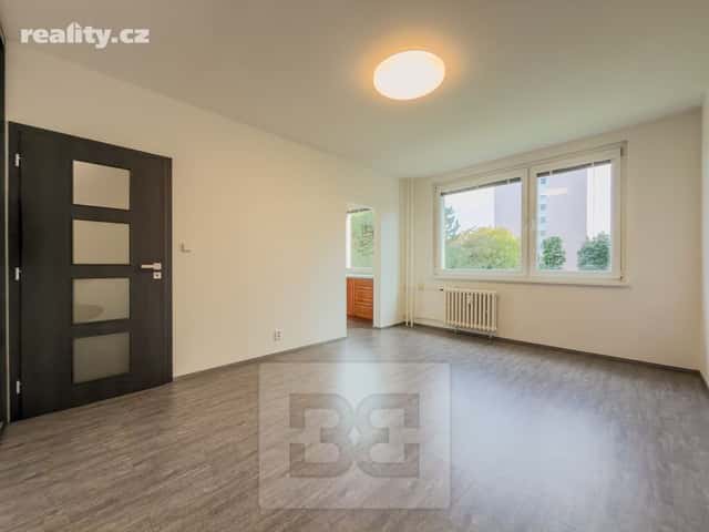 Pronájem byt 1+kk, 33 m², panel, osobní, Matúškova, Praha 4 – Háje