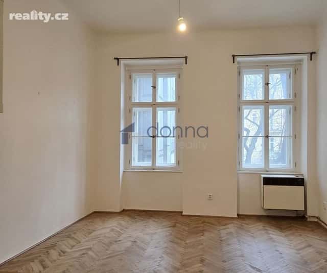 Pronájem byt 1+kk, 30 m², cihla, osobní, Spálená, Praha 1 – Nové Město