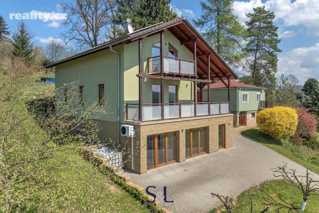 Prodej dům 363 m², pozemek 2.239 m², Turnov – Pelešany, okres Semily