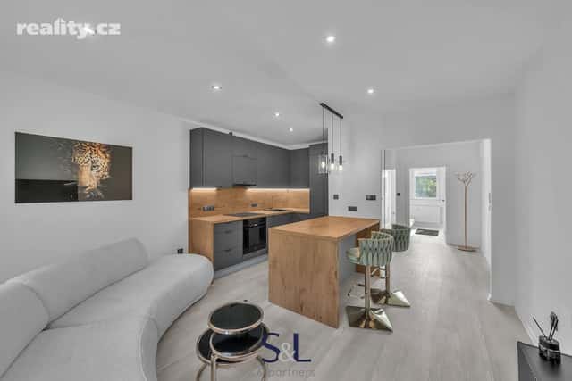 Pronájem byt 2+kk, 43 m², panel, osobní, Havlíčkova, Česká Lípa