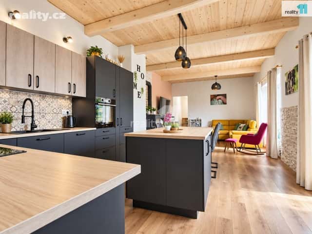 Prodej dům 114 m², pozemek 1.800 m², Vinary, okres Hradec Králové