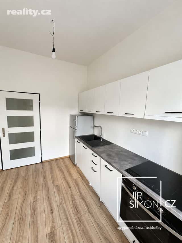 Pronájem byt 2+1, 41 m², osobní, Kamýcká, Praha 6 – Suchdol