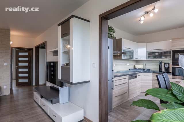 Prodej byt 4+1, 90 m², panel, osobní, Lnářská, Trutnov – Střední Předměstí