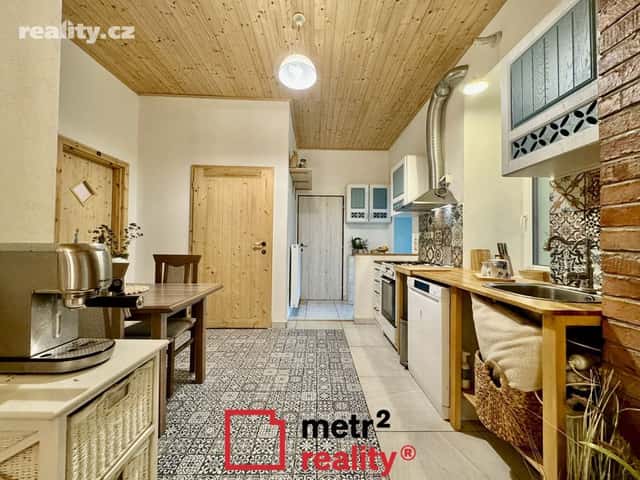 Prodej dům 400 m², pozemek 3.894 m², Bouzov, okres Olomouc